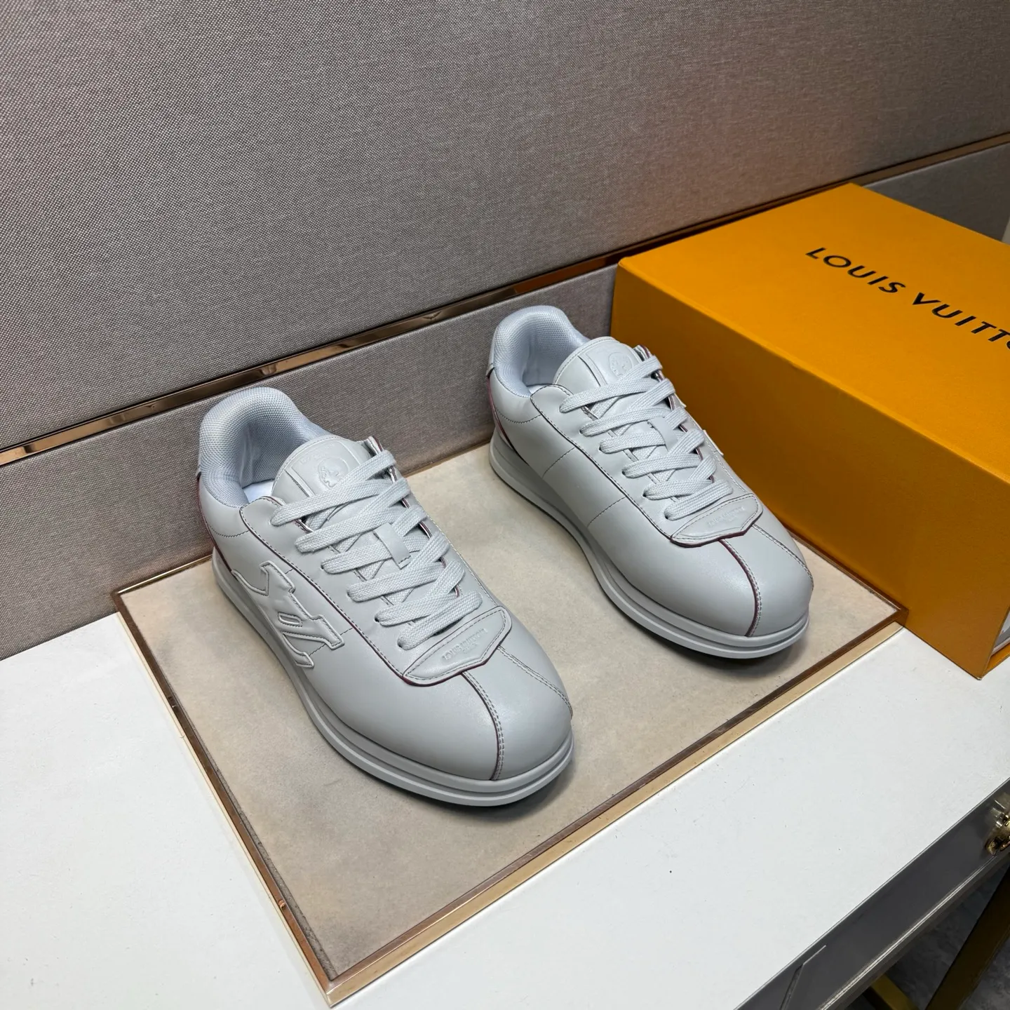 Men's men's shoes 💰pp560 [LV～] Men's casual shoes 2025z cabinet sales simultaneously 🔶Size: 38-44 #️⃣ 🔷5 colors🔜The upper is made of multi-material splicing➕Mesh lining, comfortable and breathable, sole: original comfortable and wear-resistant outsole, ⚠️real thing📱photographed🎬real thing is better📢📢📢
